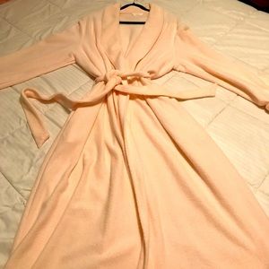 Womens bath robe NWOT